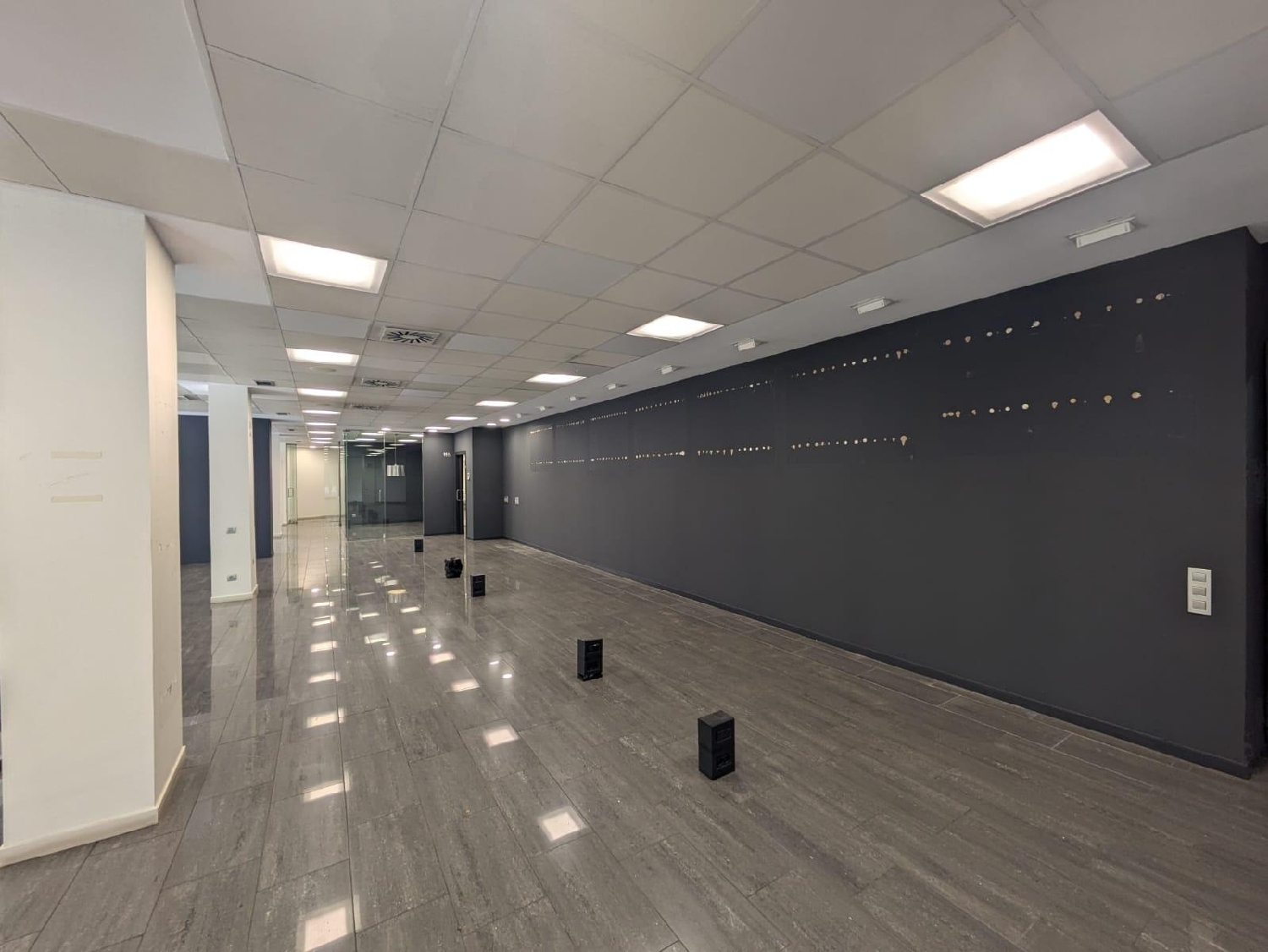  till salu lokal L'hospitalet De Llobregat Centre Barcelonès 5