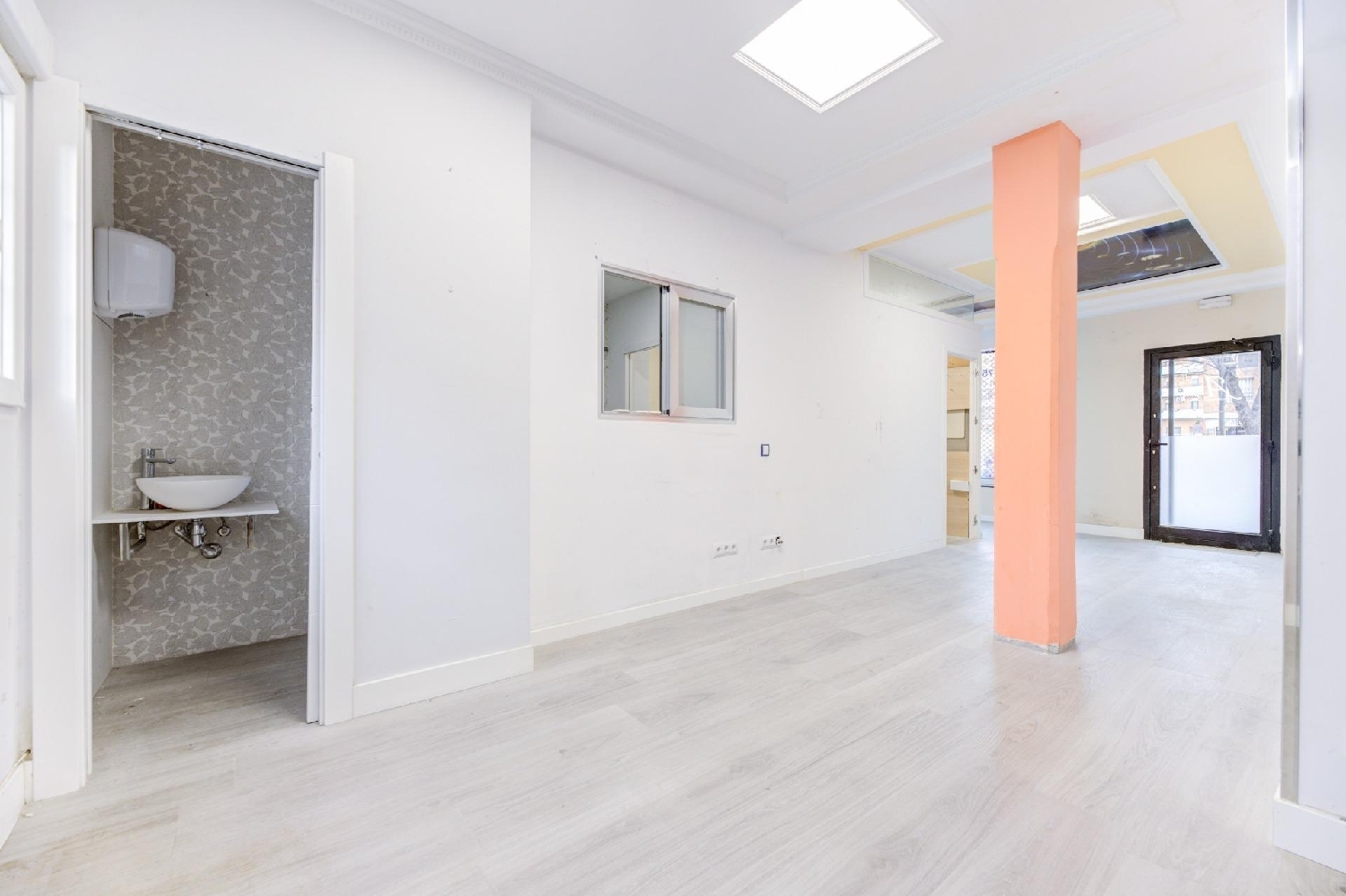  en venta local Madrid Valle Del Almanzora 6