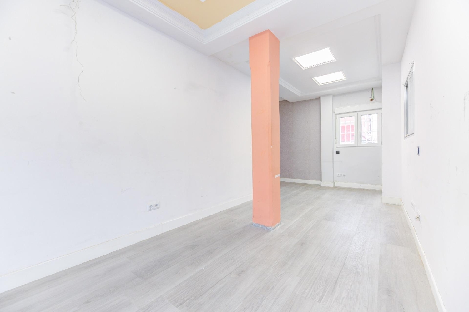  en venta local Madrid Valle Del Almanzora 3