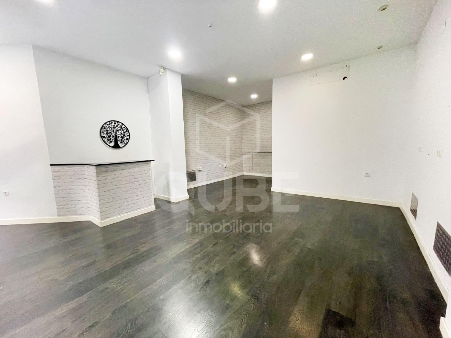  for sale commercial premise Málaga Del Fresno Campiña 3