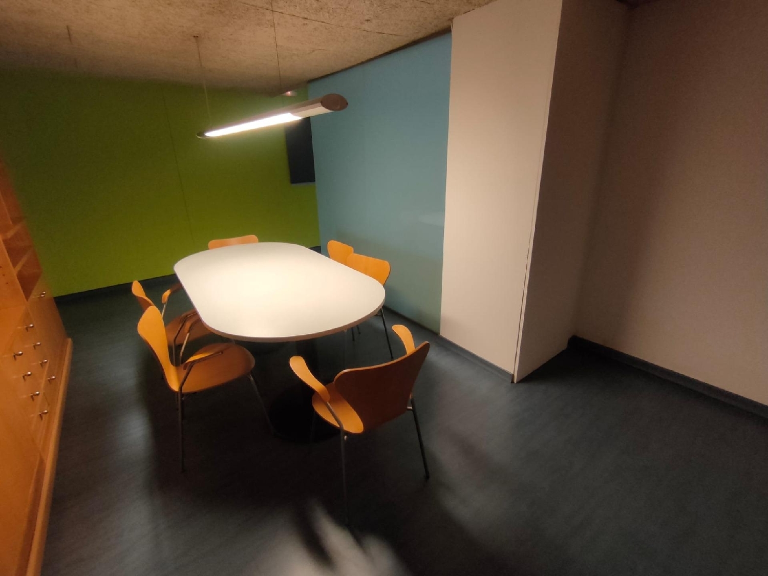  till salu lokal Manresa Bages 4