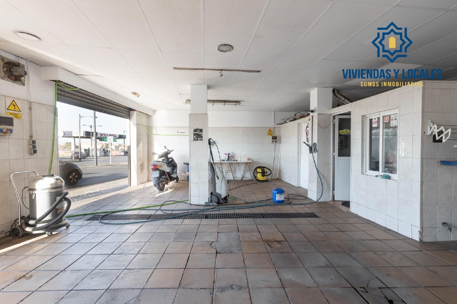  te koop bedrijfsruimte Maracena Vega De Granada 4