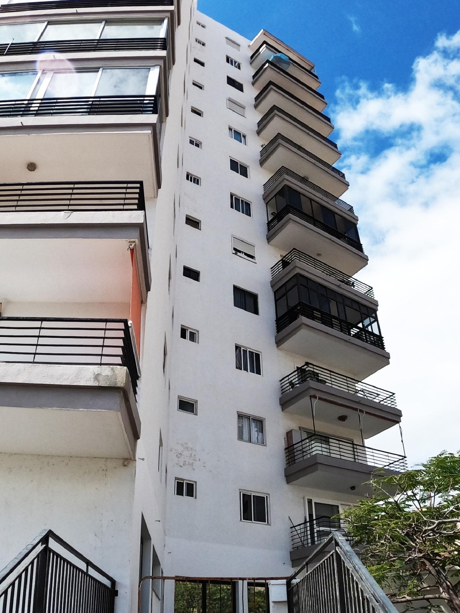 te koop bedrijfsruimte Maroñas Noya 5