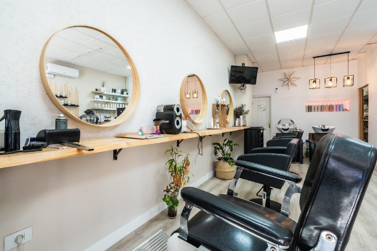  for sale commercial premise Maroñas Noya 6