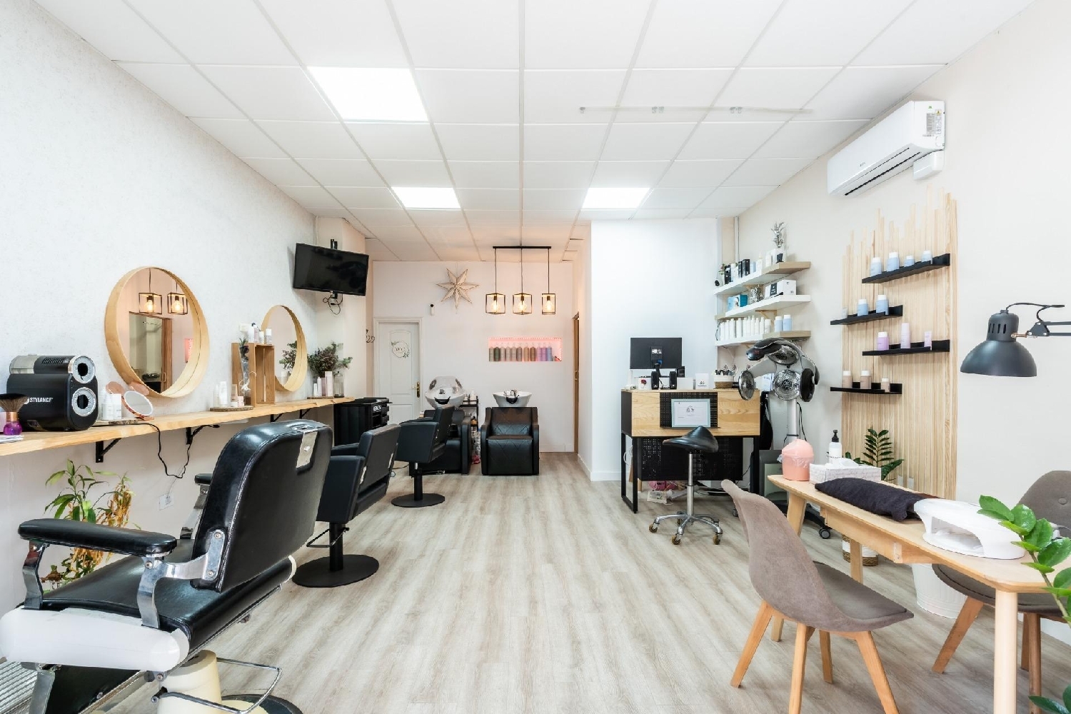  for sale commercial premise Maroñas Noya 4