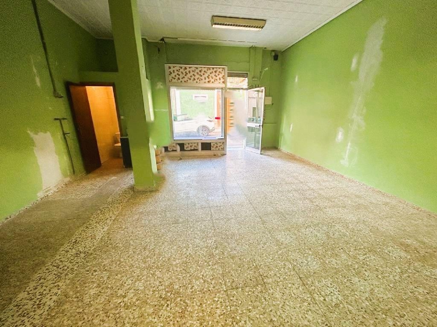 till salu lokal Paterna Horta Oest 1