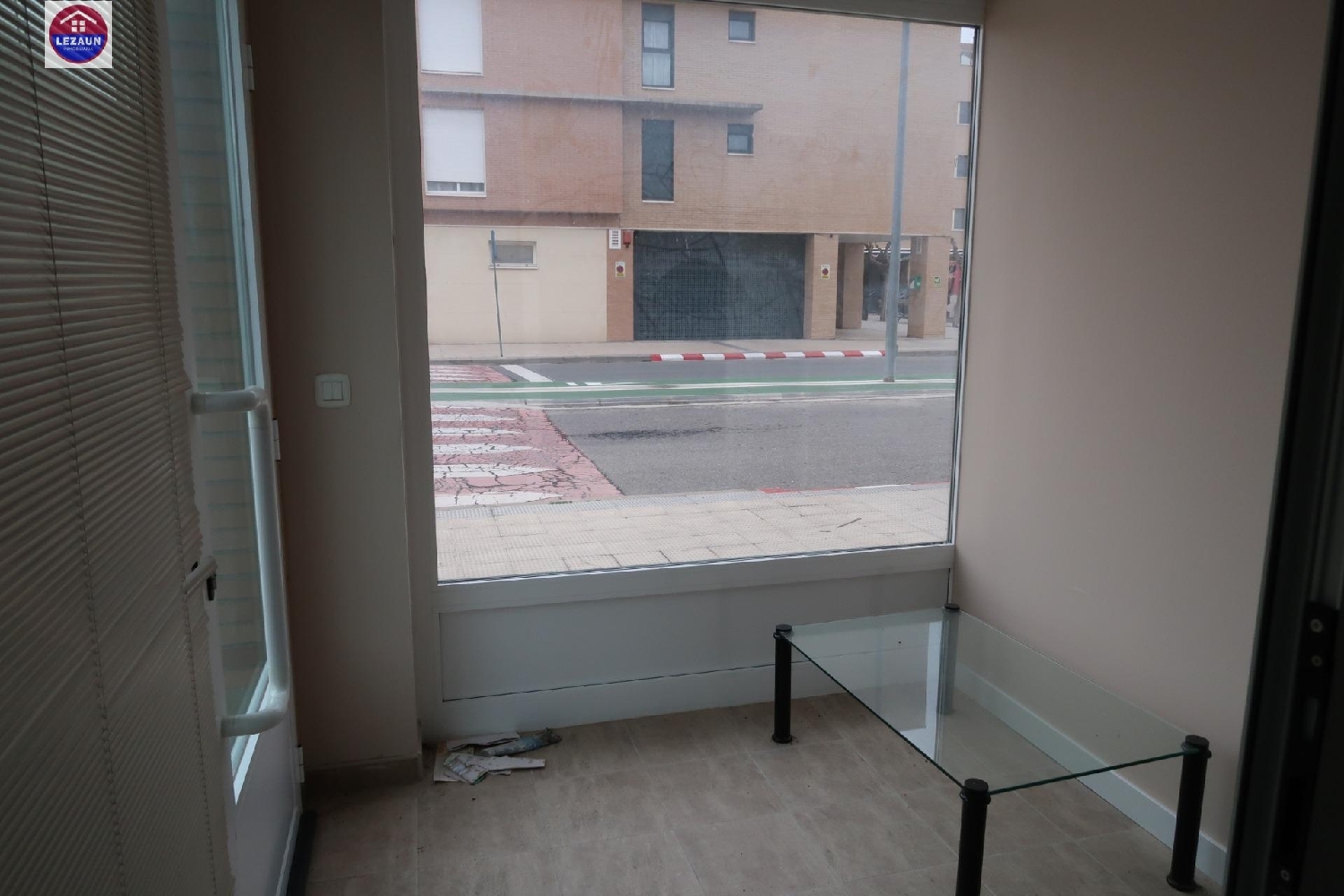  en venta local Peralta Ribera Alta 3