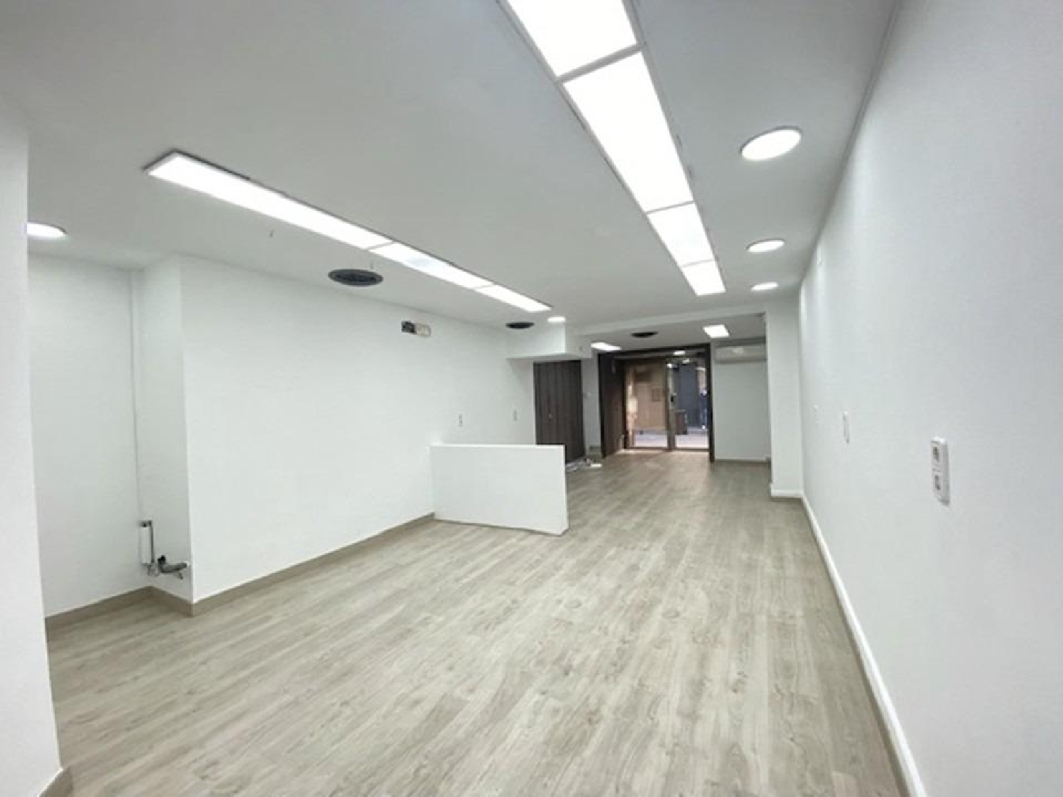  en venta local Premia De Mar Maresme 6