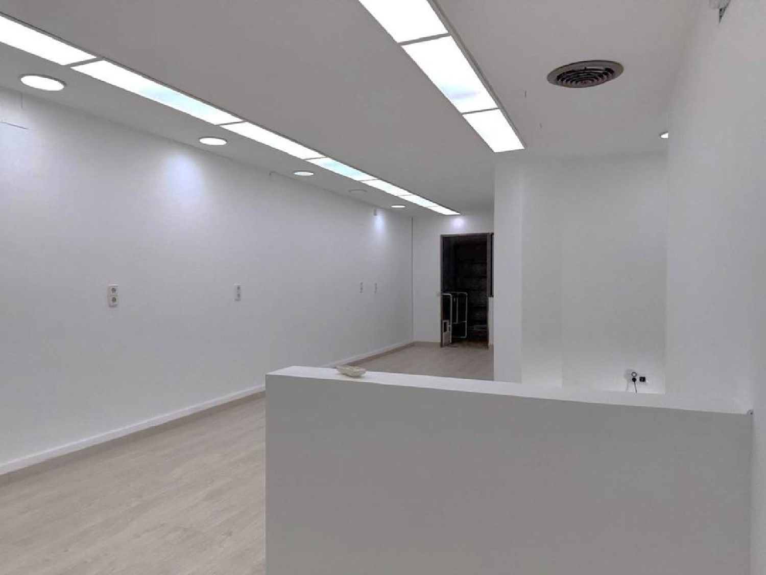  en venta local Premia De Mar Maresme 7