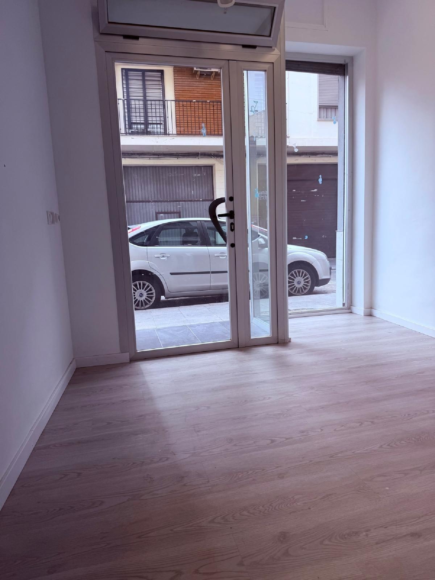  en venta local Sagunto Camp De Morvedre 1