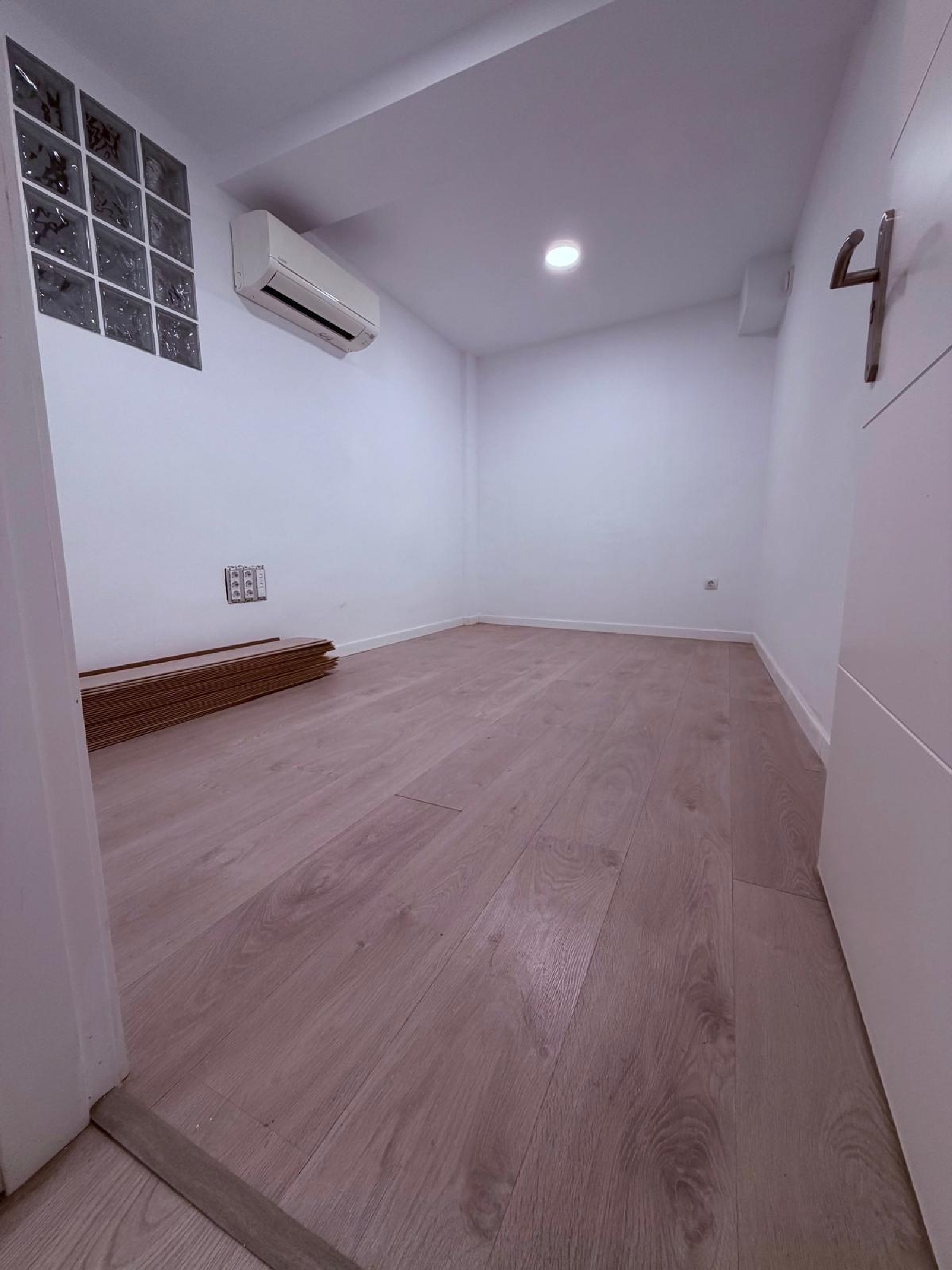  en venta local Sagunto Camp De Morvedre 8