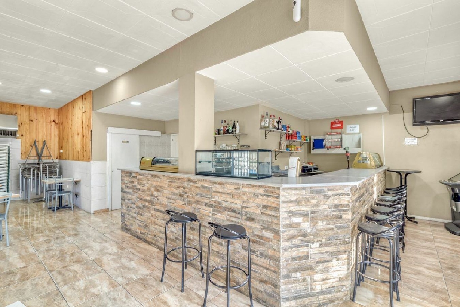  for sale commercial premise Sant Pere Pescador Alt Empordà 1