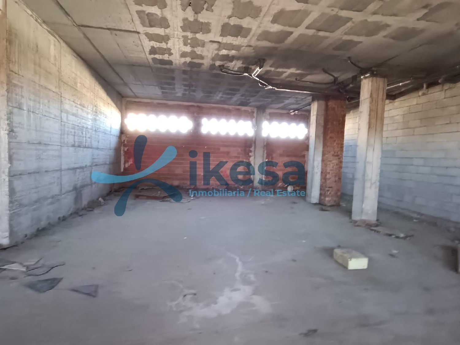  till salu lokal Santa Fe Vega De Granada 4