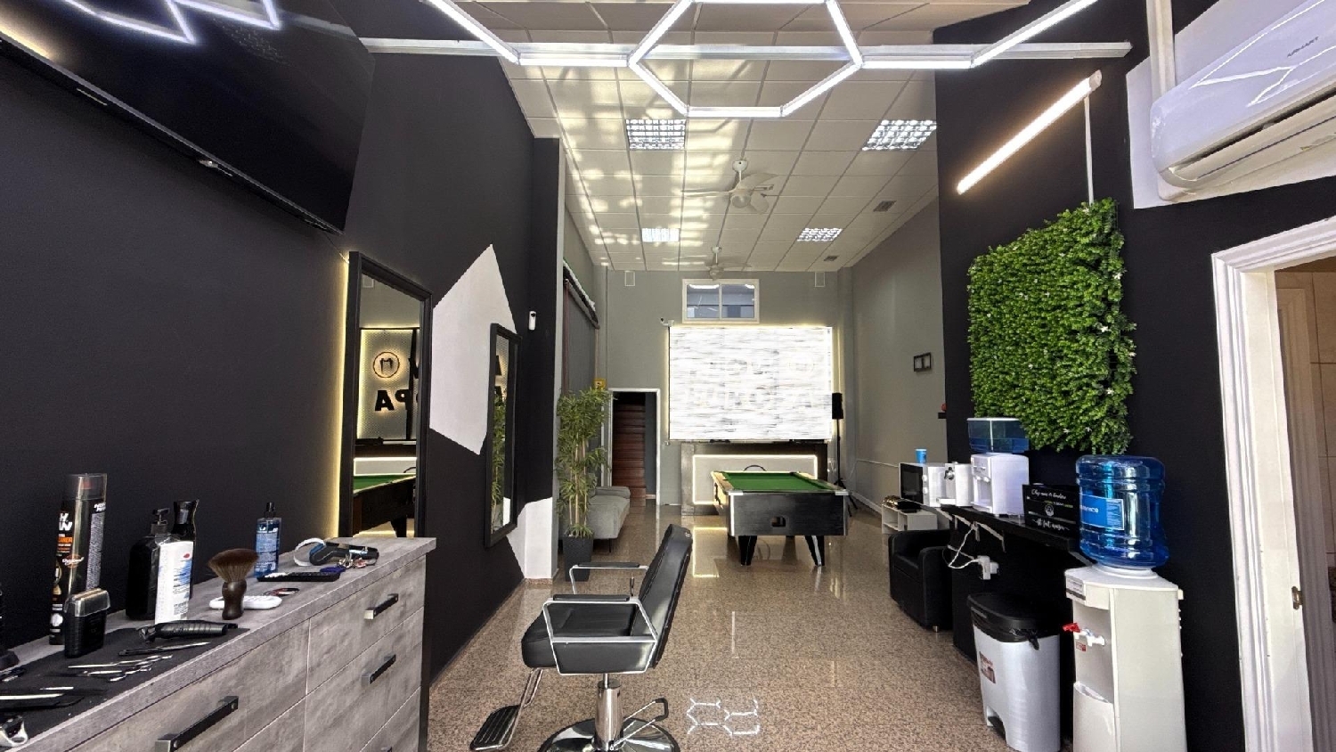  te koop bedrijfsruimte Santa Lucia De Tirajana Área Sur 3