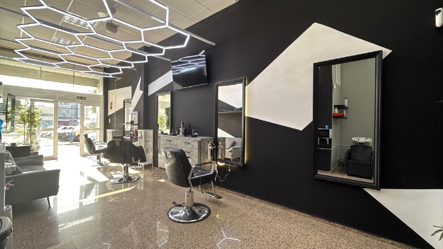  te koop bedrijfsruimte Santa Lucia De Tirajana Área Sur 2