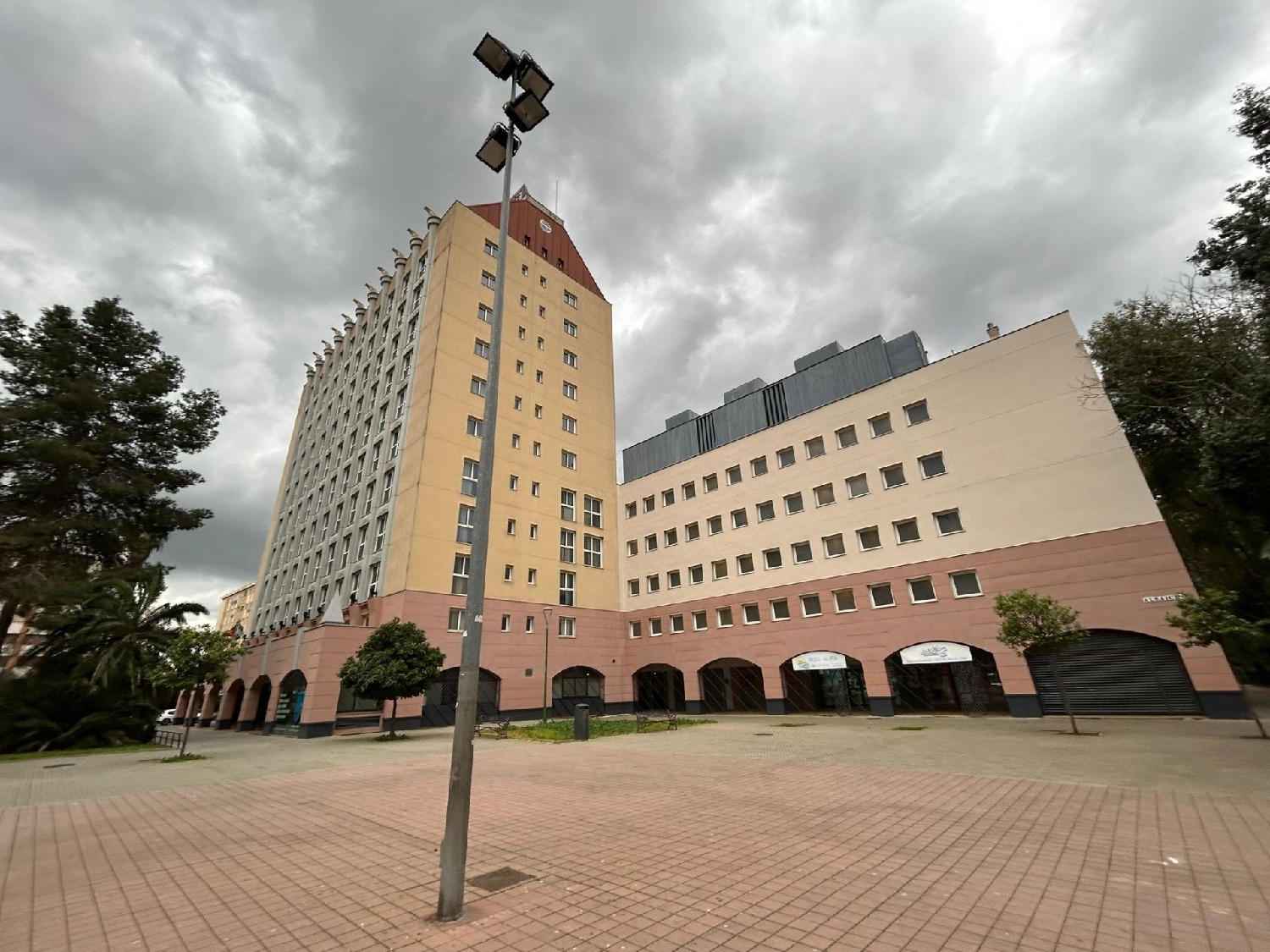  till salu lokal Sevilla La Nueva Sur 1