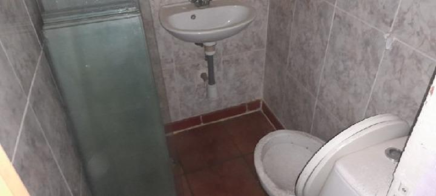  te koop bedrijfsruimte Sevilla La Nueva Sur 6