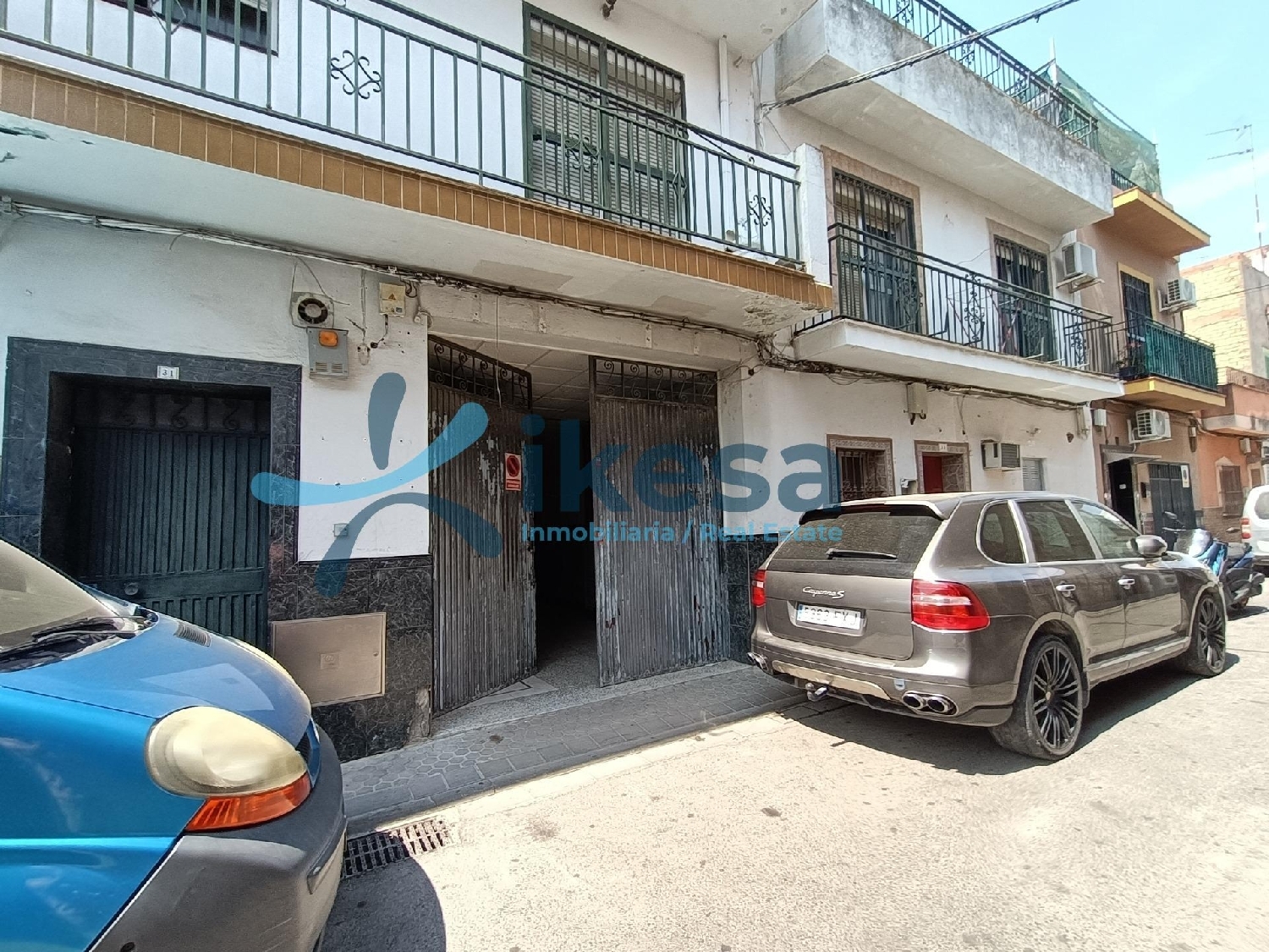  for sale commercial premise Sevilla La Nueva Sur 1