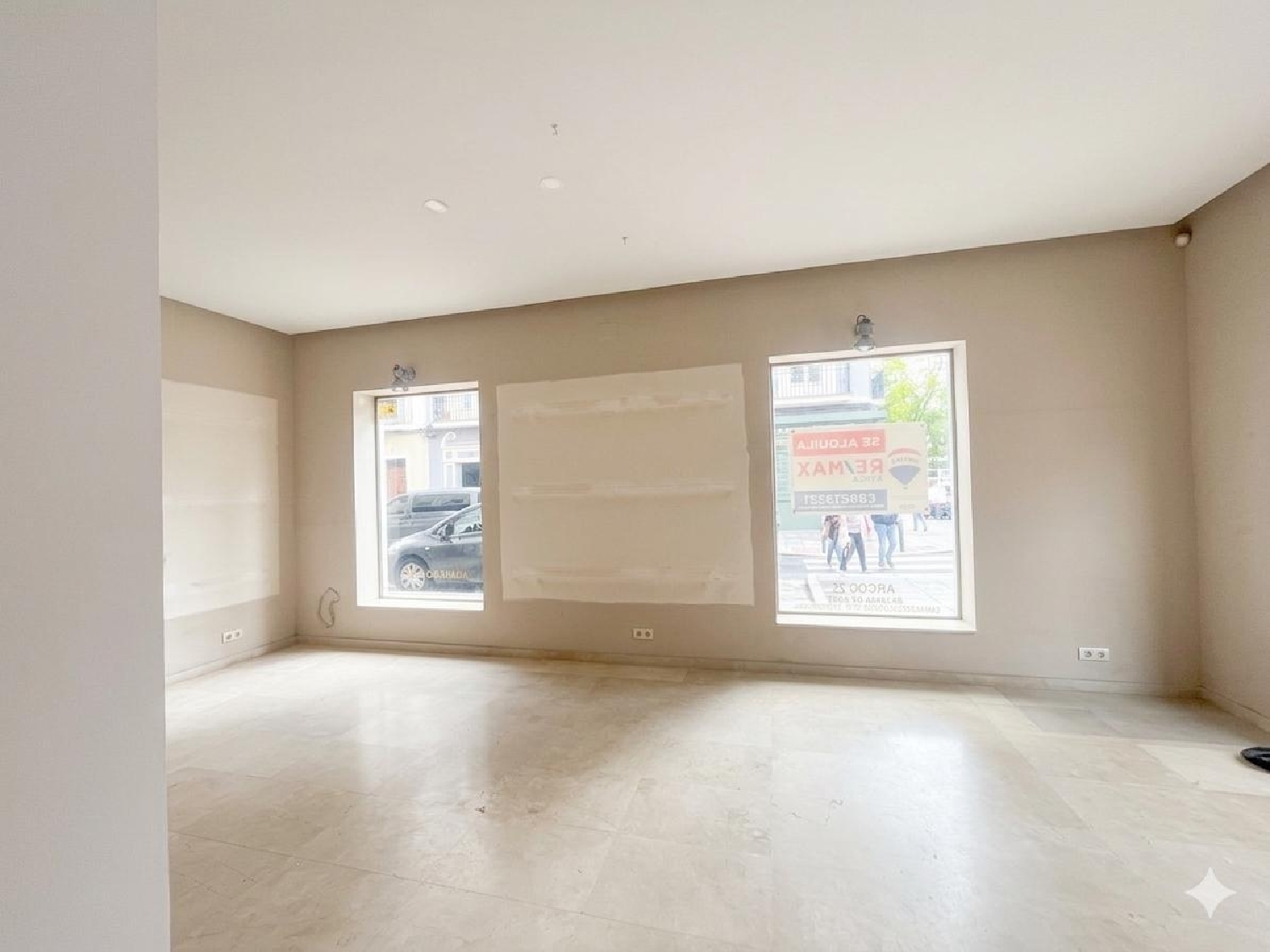  till salu lokal Sevilla La Nueva Sur 3