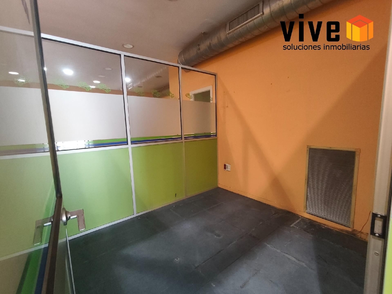  te koop bedrijfsruimte Sevilla La Nueva Sur 4