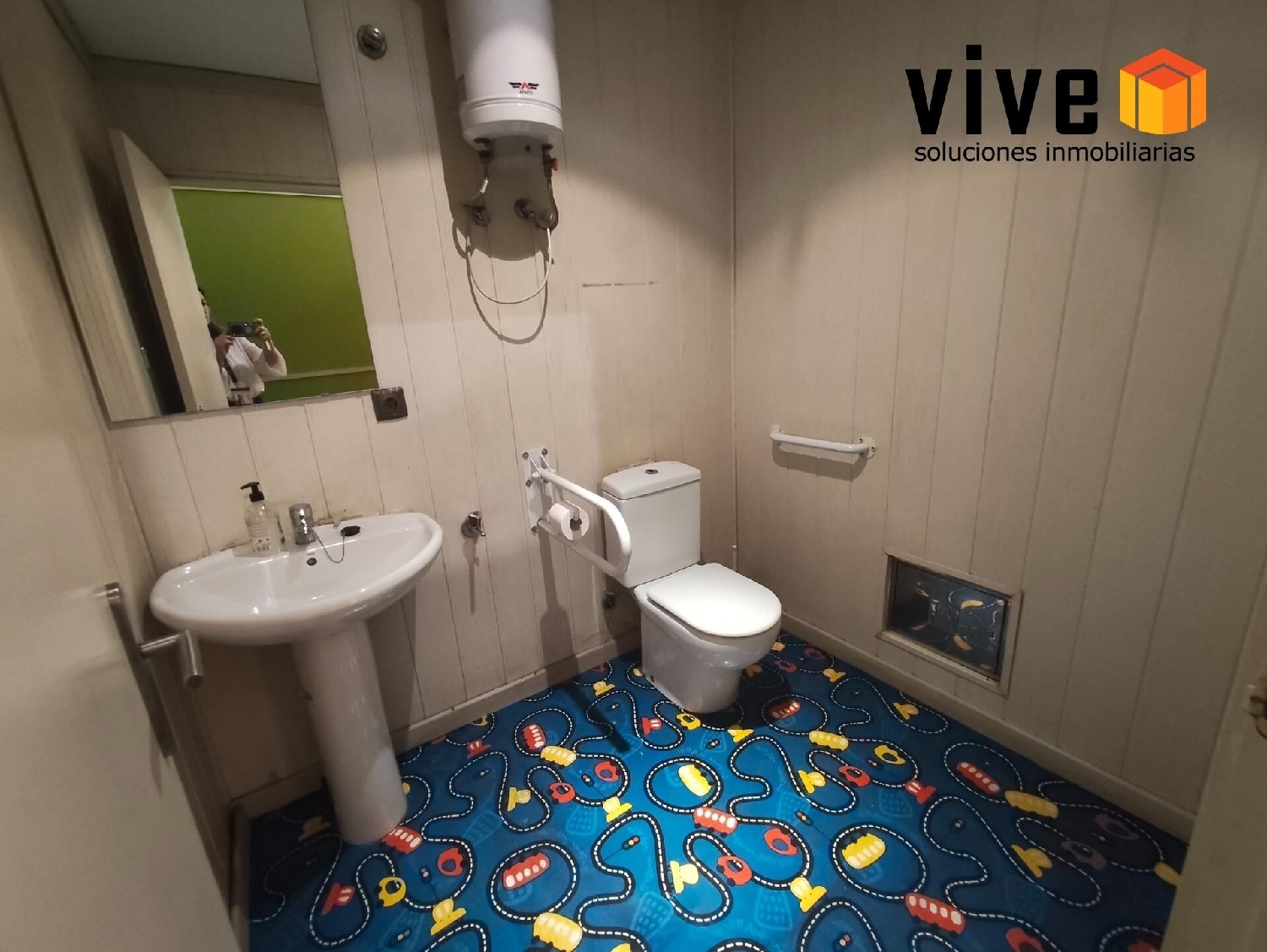  te koop bedrijfsruimte Sevilla La Nueva Sur 7