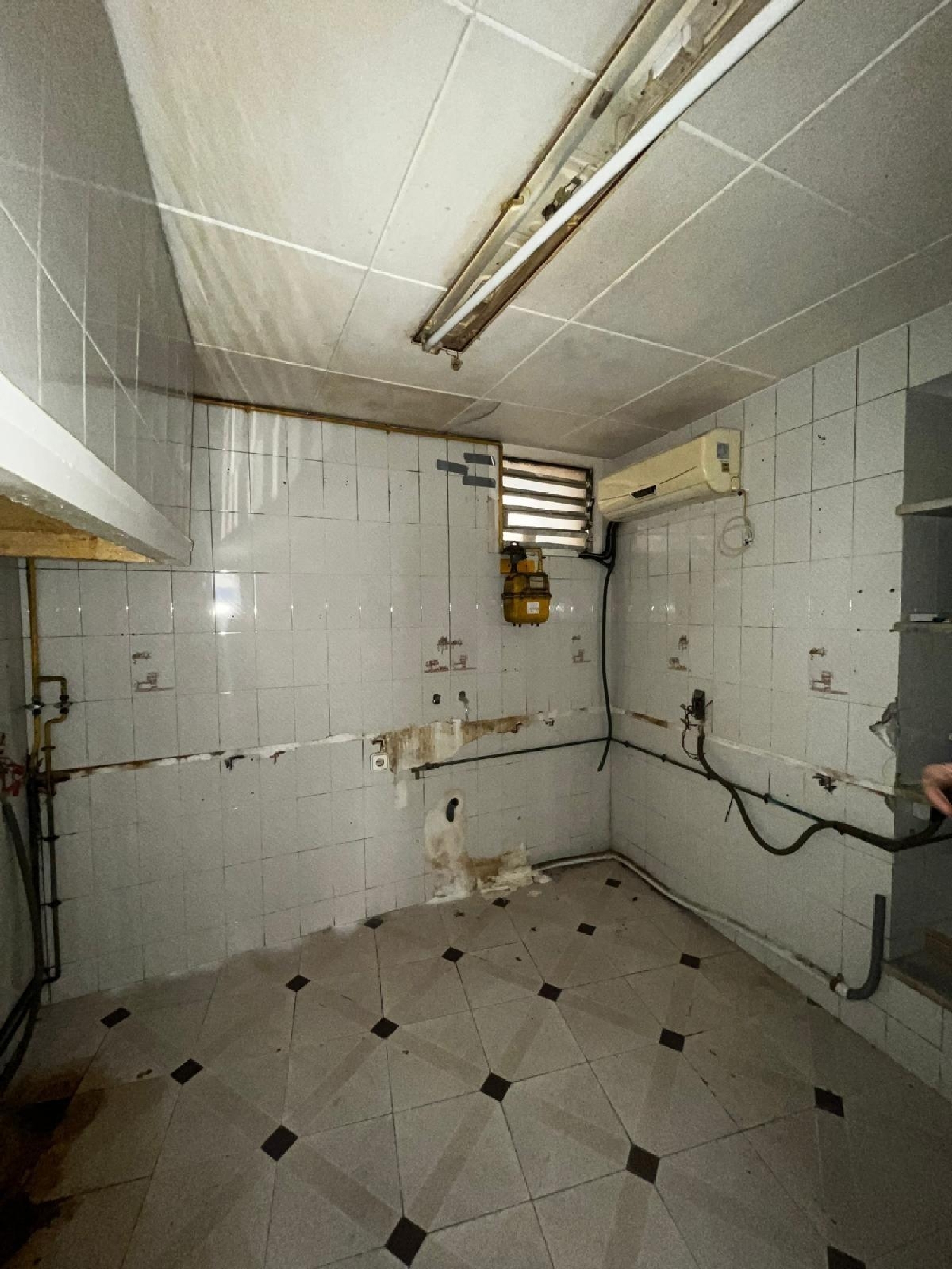  till salu lokal Tortosa Baix Ebre 7