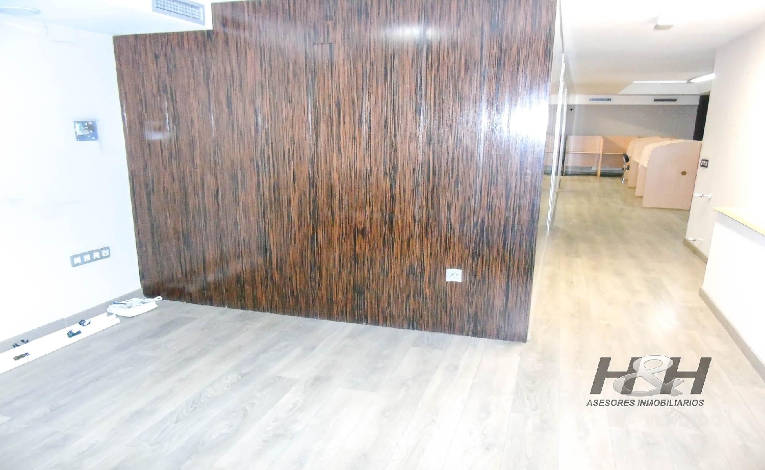  à vendre local commercial Valencia De Las Torres Campiña Sur 3