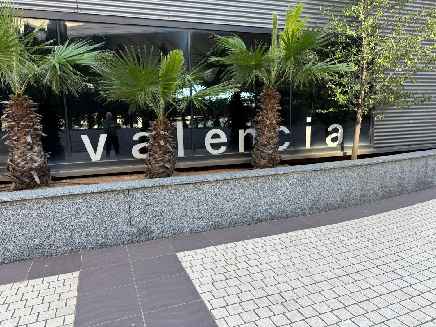  en venta local Valencia De Las Torres Campiña Sur 1