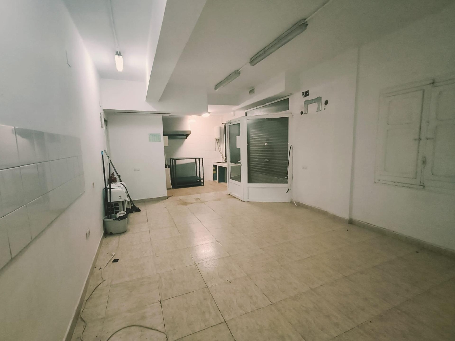  en venta local Valencia De Las Torres Campiña Sur 5