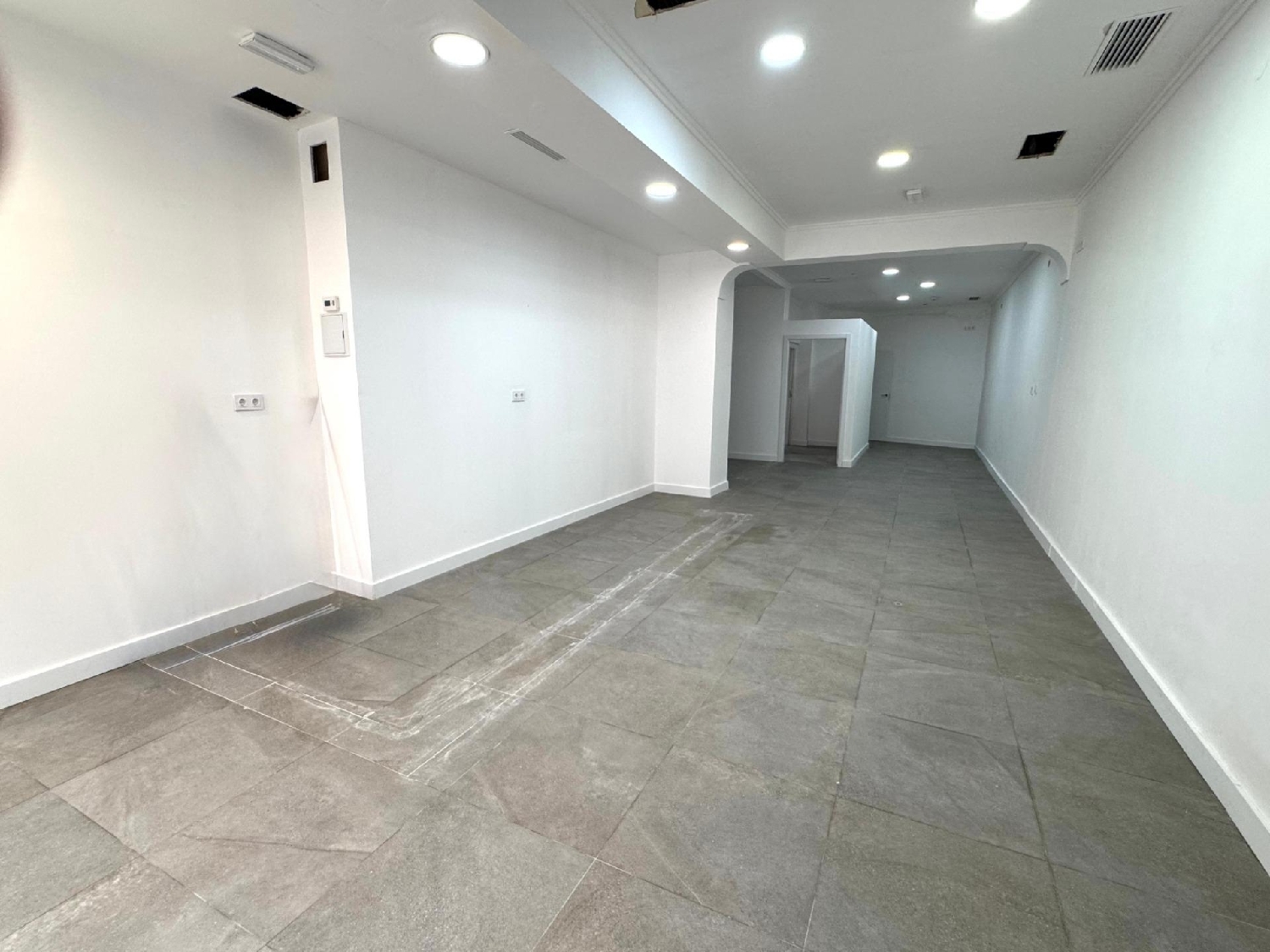  en venta local Valencia De Las Torres Campiña Sur 4