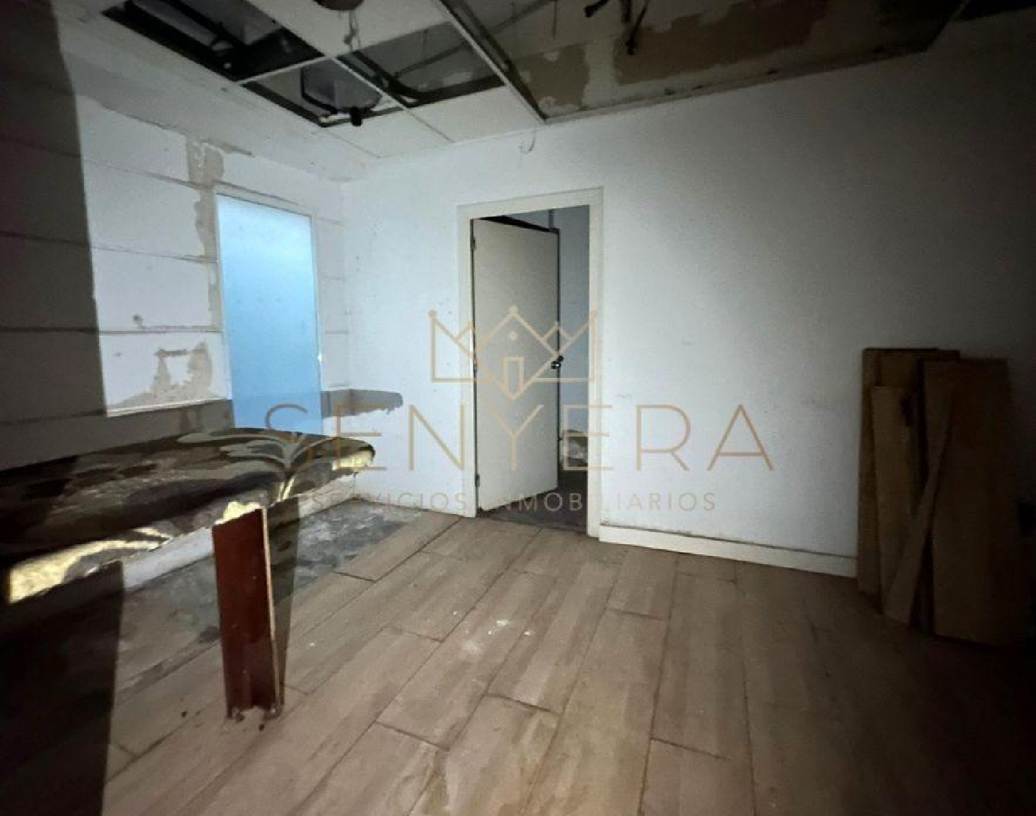  à vendre local commercial Valencia De Las Torres Campiña Sur 4