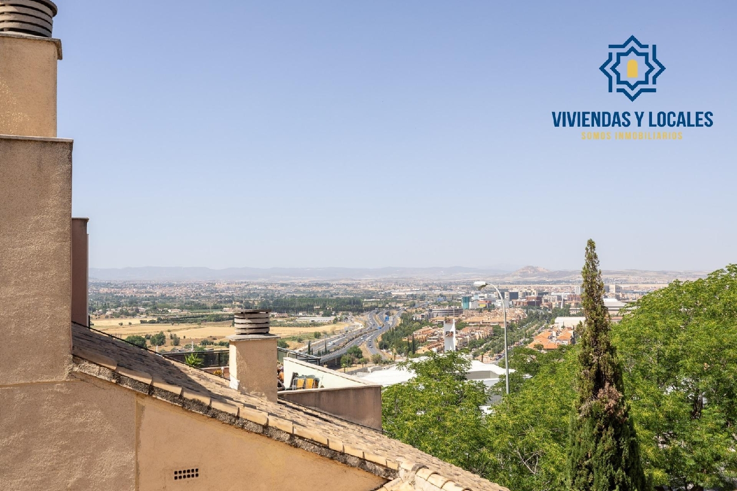 till salu parhus Barrio De Granada Alacantí 7