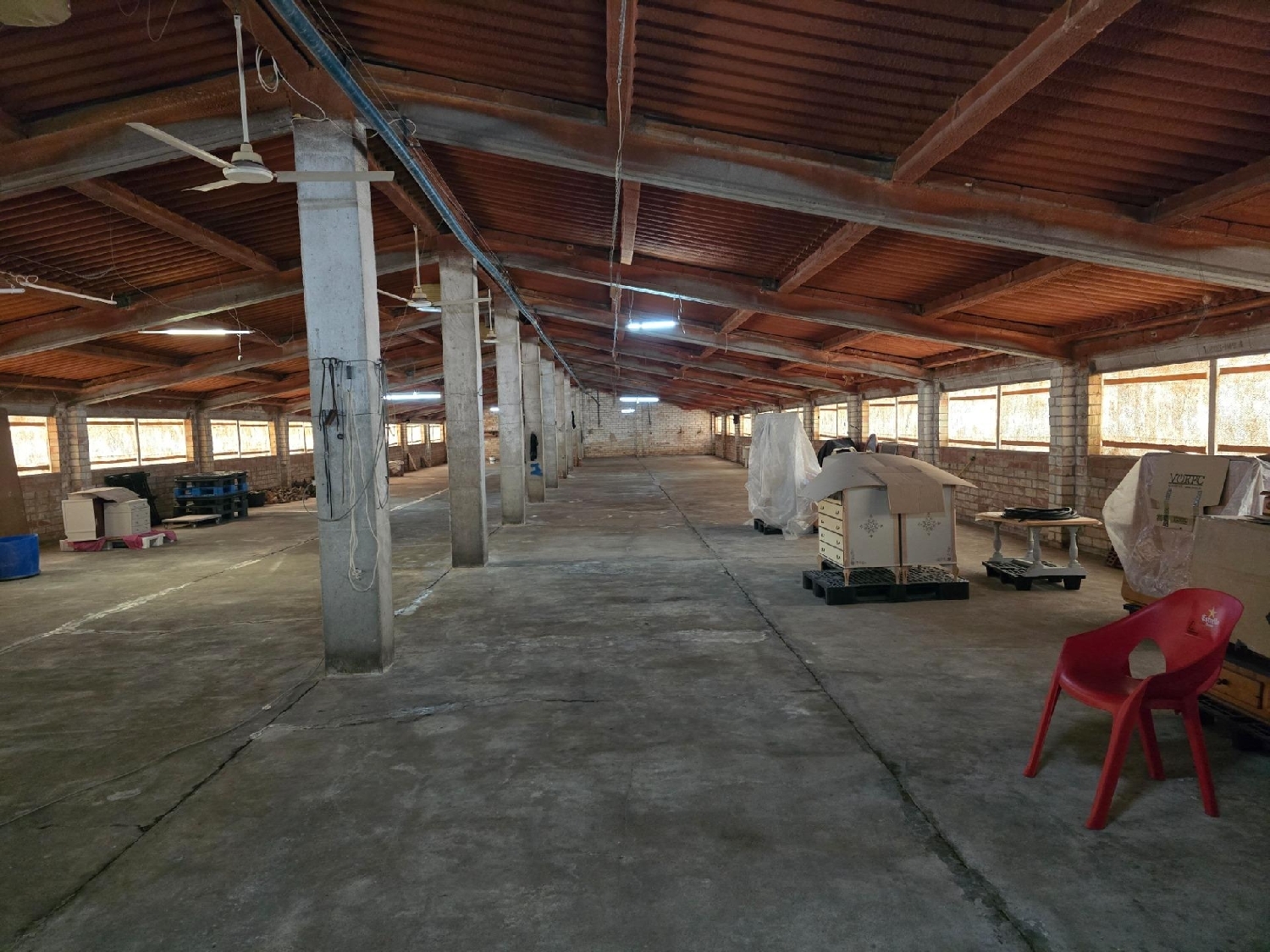  en venta comercio Aldea Bergantiños 8