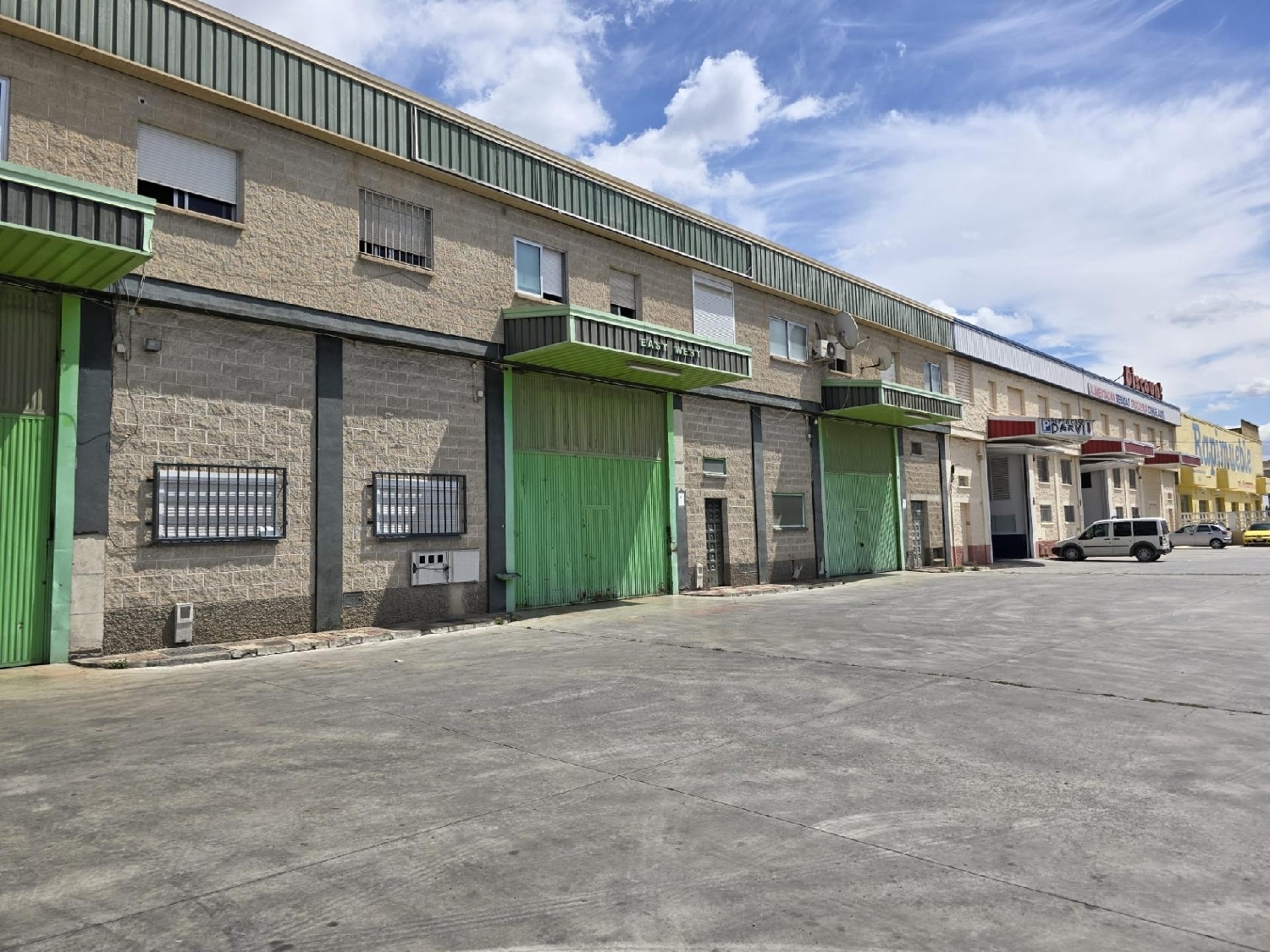  till salu butik Atarfe Vega De Granada 2