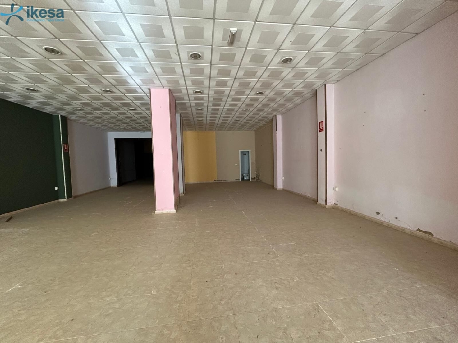 for sale shop Bollullos Par Del Condado Condado (El) 4