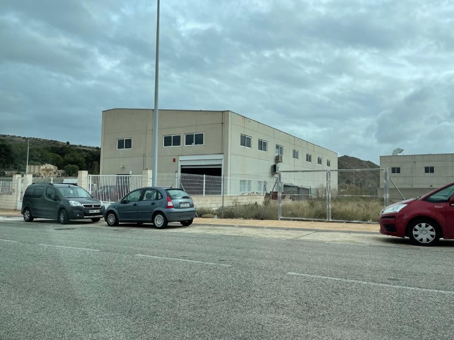  en venta comercio Calzada Arzúa 2