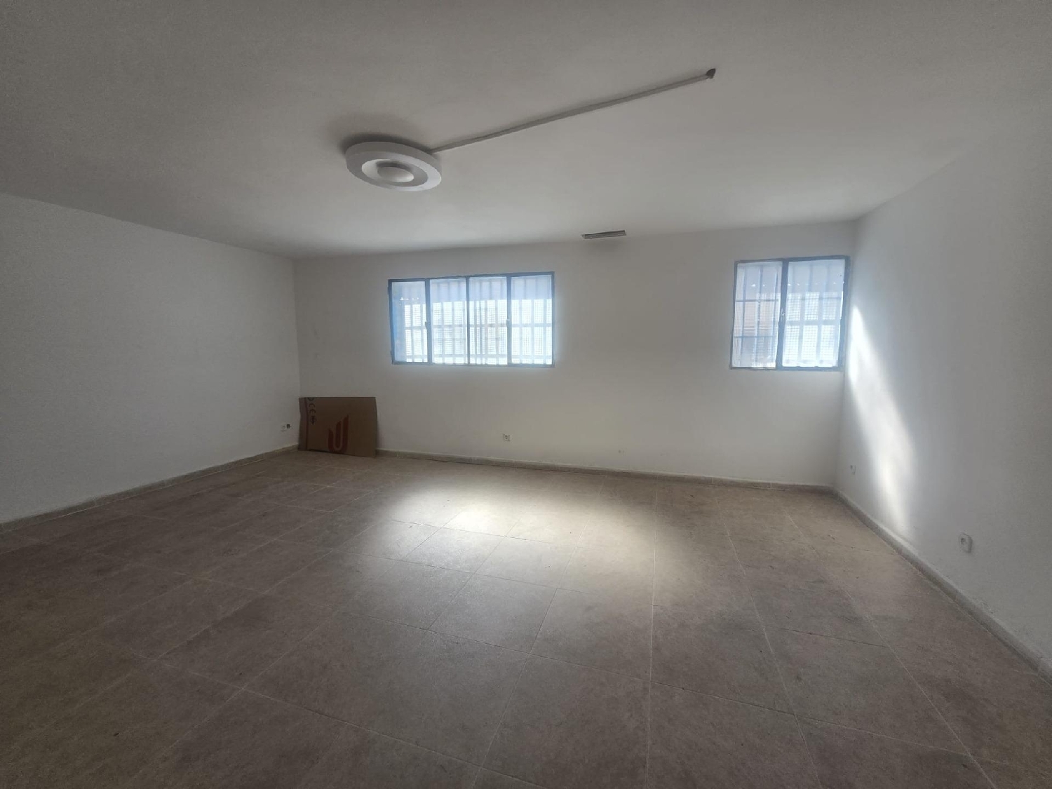  en venta comercio Fuenlabrada Sierra De Alcaraz 3