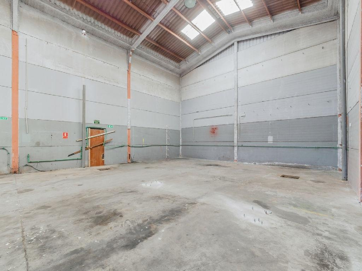  for sale shop Guillena Sierra Norte 4