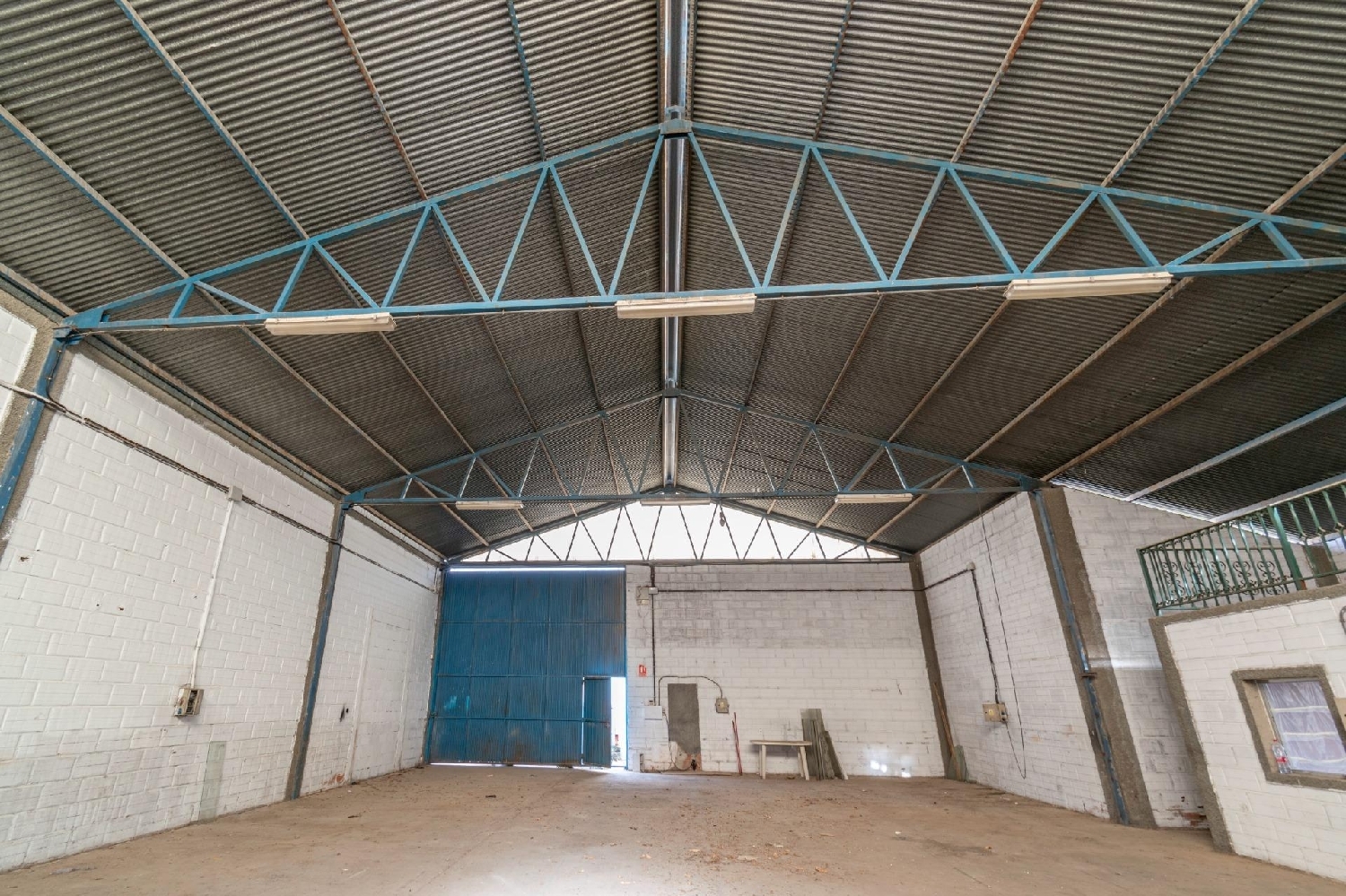  till salu butik Jun Vega De Granada 6