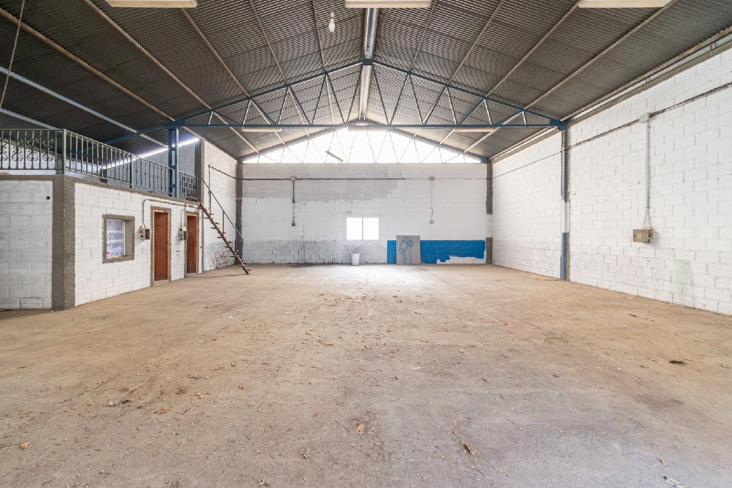 till salu butik Jun Vega De Granada 5