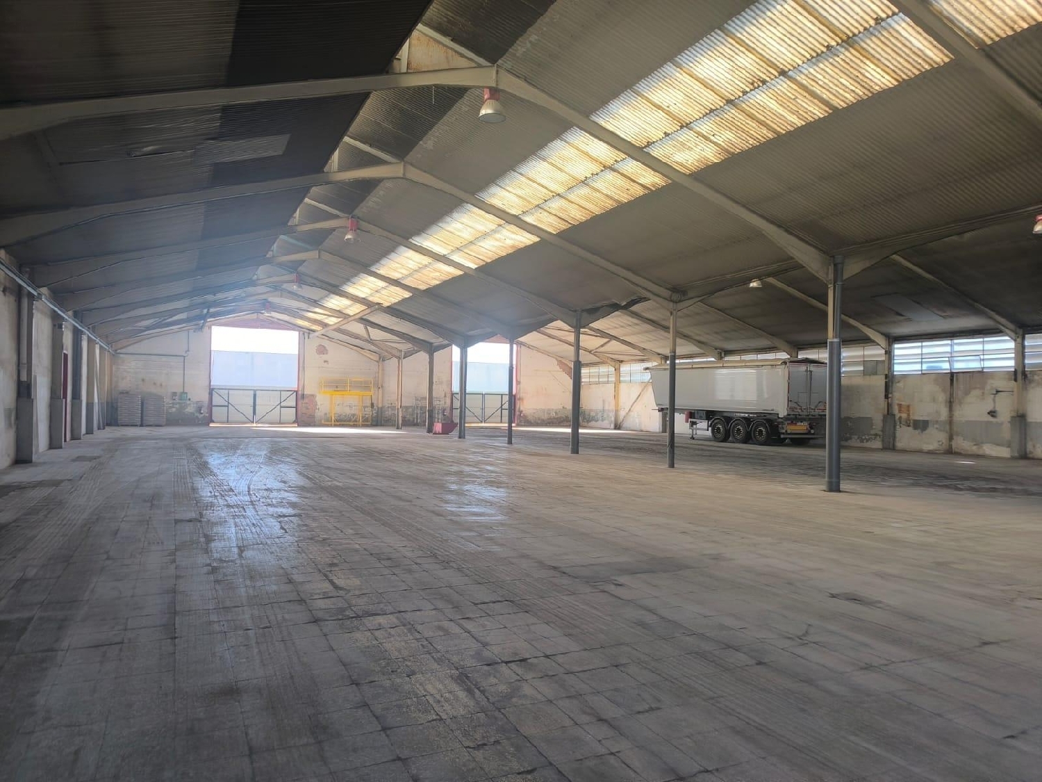  en venta comercio Santpedor Bages 5