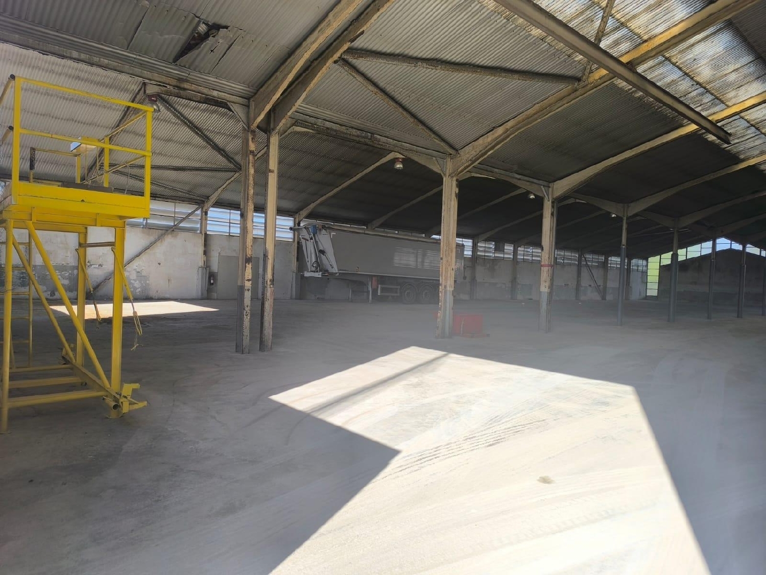  en venta comercio Santpedor Bages 6