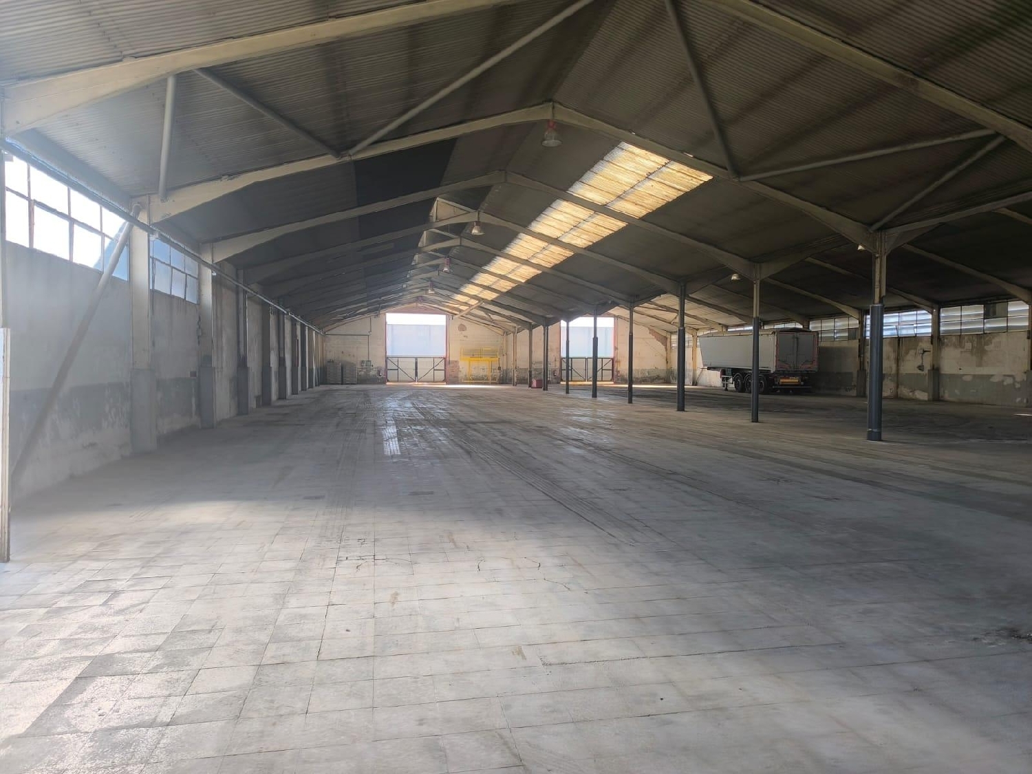  en venta comercio Santpedor Bages 7