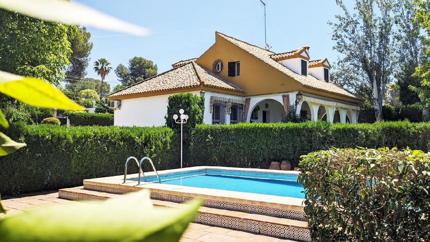  till salu villa Alcalá De Guadaira Metropolitana De Sevilla 1