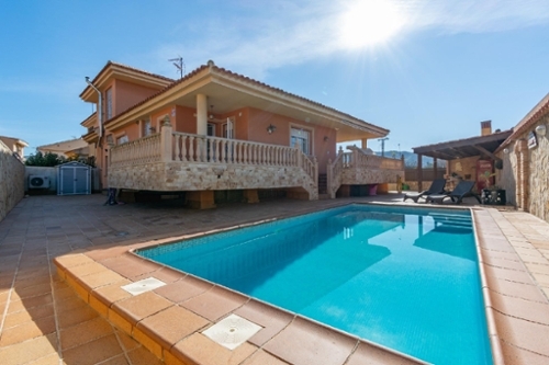 Comunión Añana villa foto 6355748