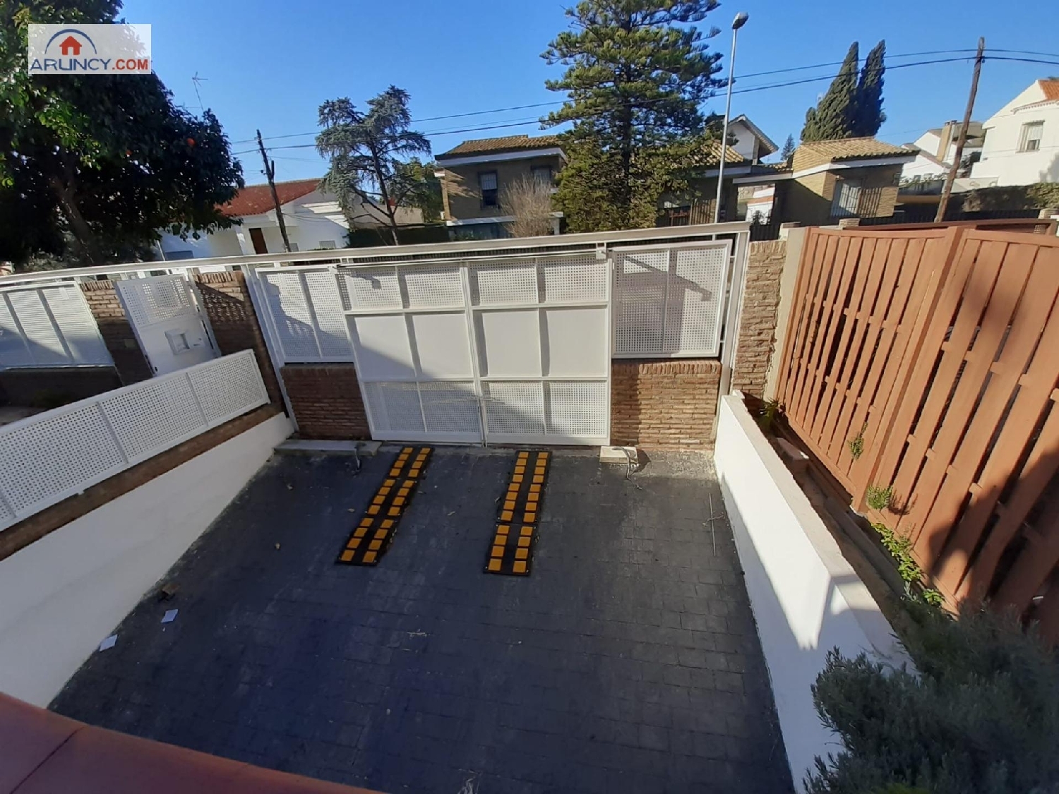  te koop villa Sevilla La Nueva Sur 5