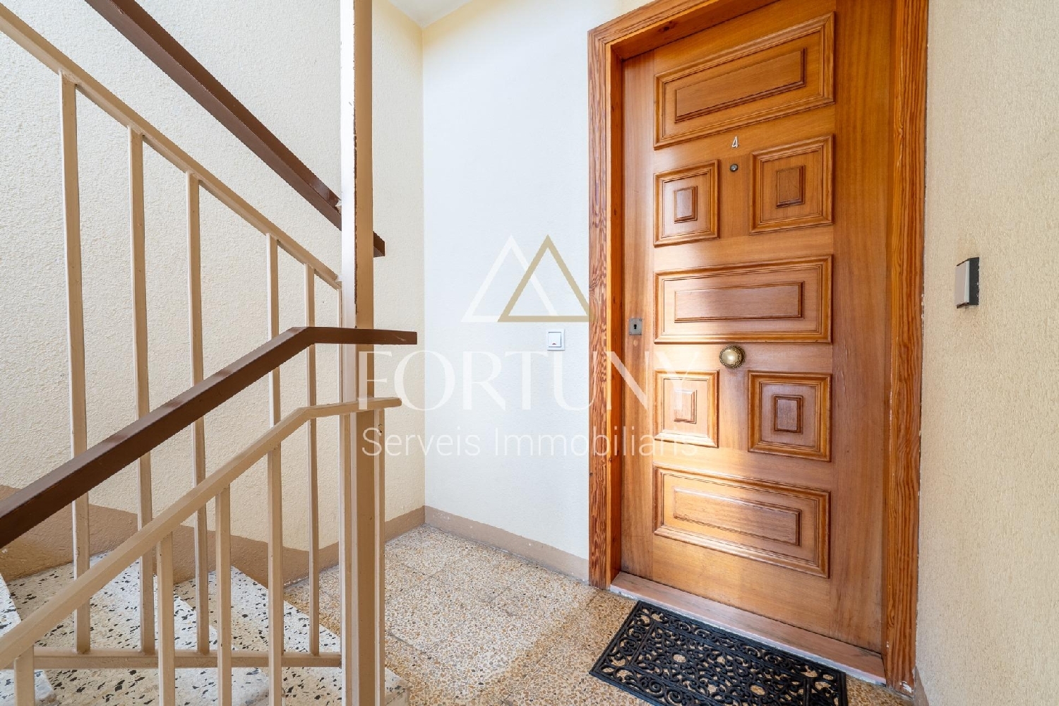  en venta apartamento Barriada Les Tres Creus Bages 2