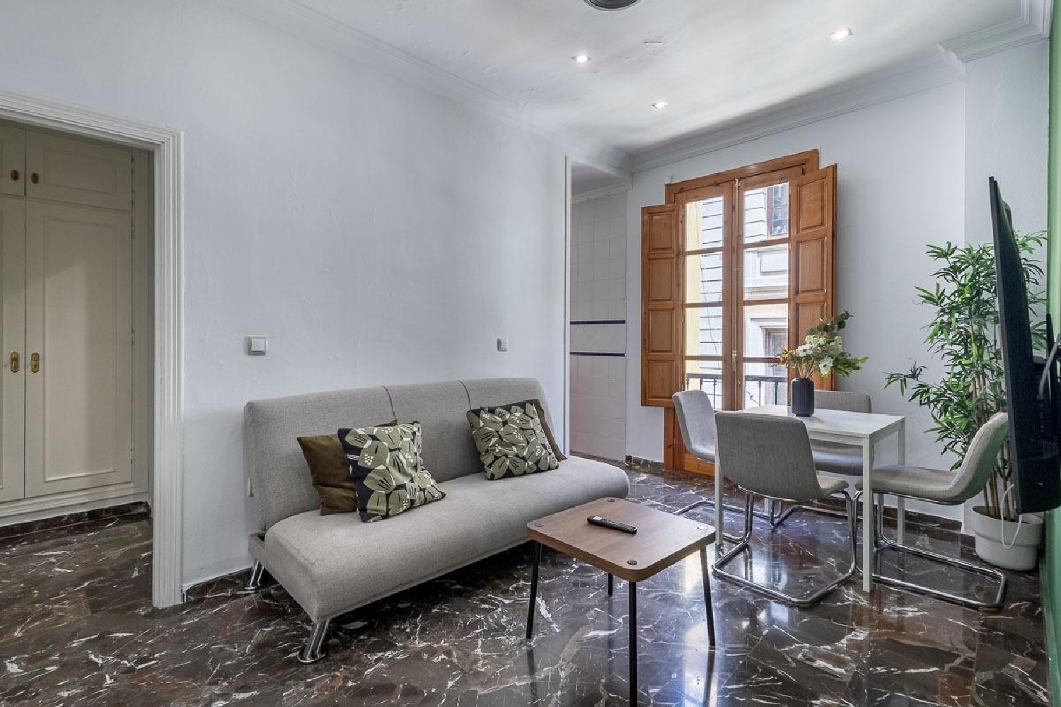  te koop appartement Barrio De Granada Alacantí 5