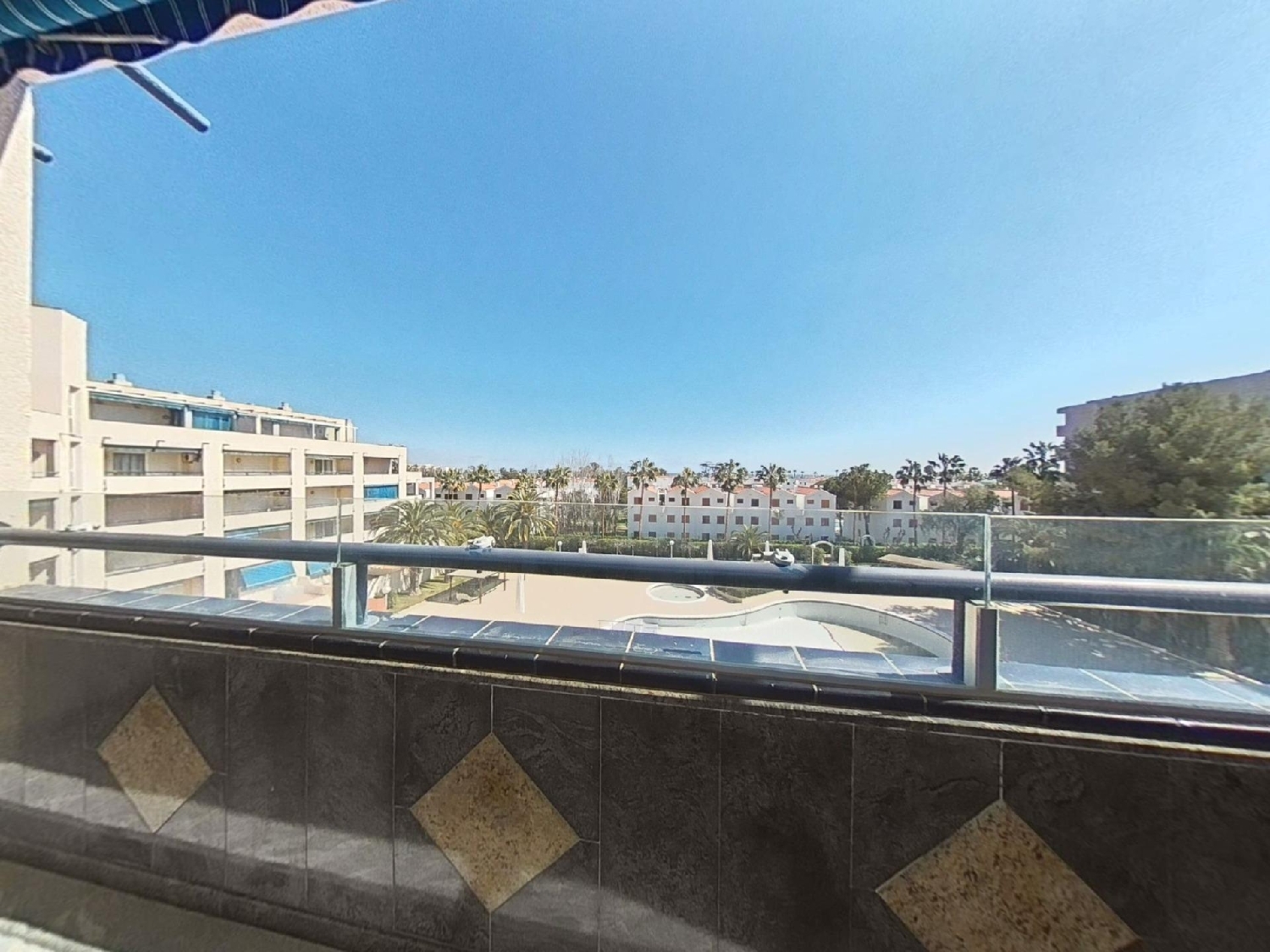 till salu lägenhet La Pineda Tarragonès 4