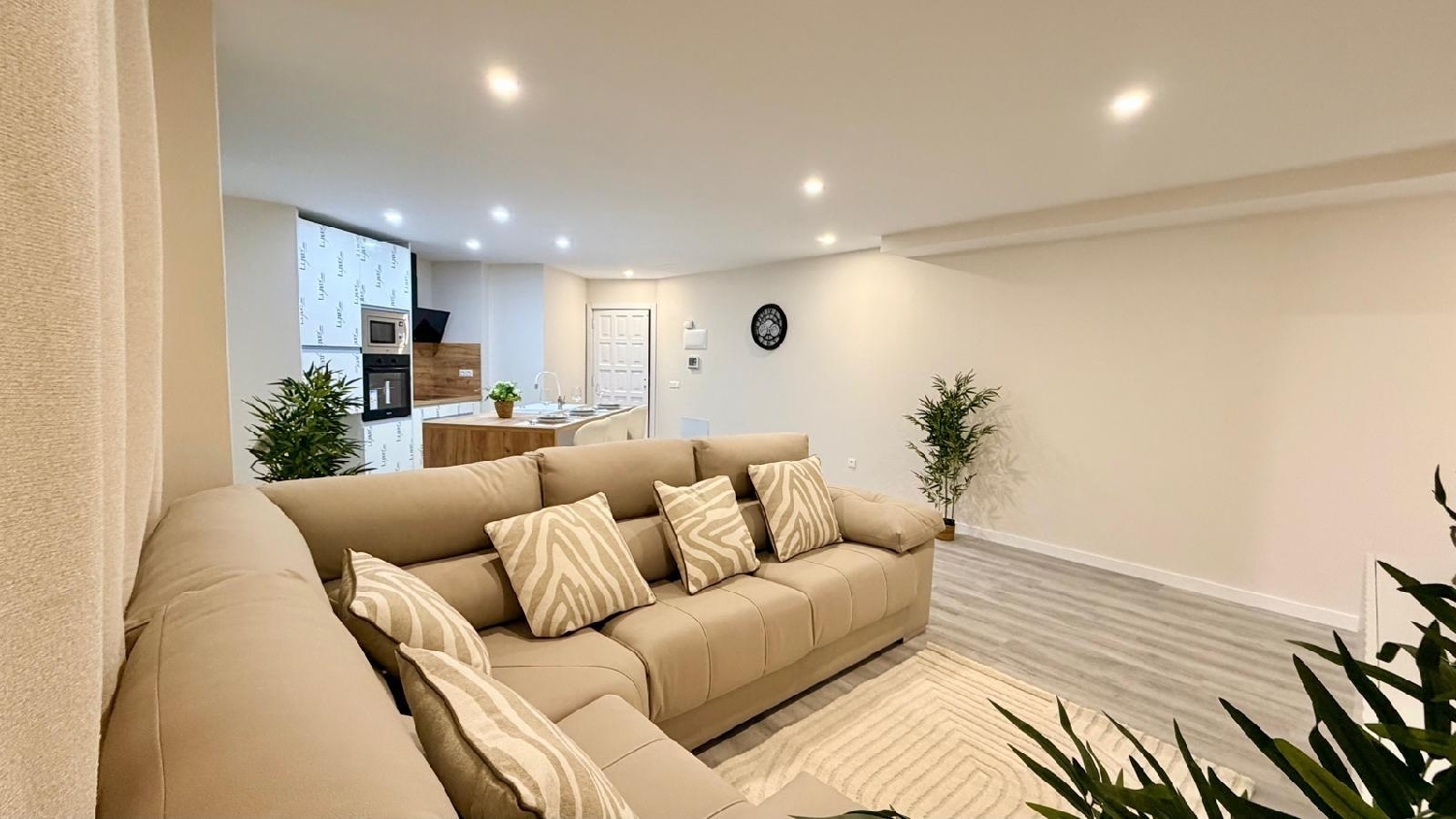  till salu lägenhet Maroñas Noya 8